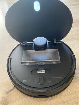 Roboticky vysavac Xiaomi Mi Robot Vacuum-Mop P (black) - 3