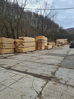 NAJLACNEJŠIE STAVEBNE REZIVO S DOVOVOZOM V CENE PRIAMO K VAM - 3
