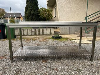 Predám gastro kuchynský nerezový stôl - 3