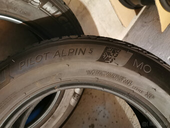 215/65 R17 - zimné pneu Michelin (2 ks) 6,6 mm - 3