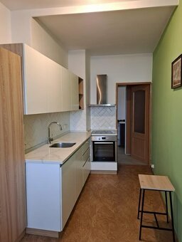 Ponúkame na predaj garsónku v Humennom - 3