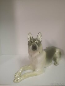 Porcelánová soška psa - 3