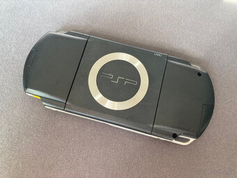 PSP Piano Black - 3