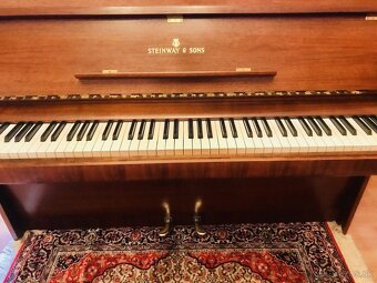 Steinway&Sons klavír Mod-V125 Mint stav - 3