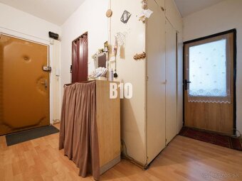 2 izbový byt vo výbornej lokalite / Chrenová - 3