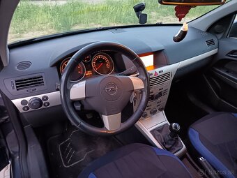 Astra H ST Caravan 1.9 74kW 2008 - 3