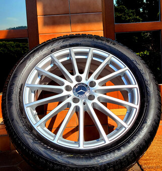 alu R18 5x112, senzory, zimné pneu 215/55 orig. Mercedes GLA - 3