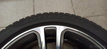 Mercedes 225/45 R18 - 3