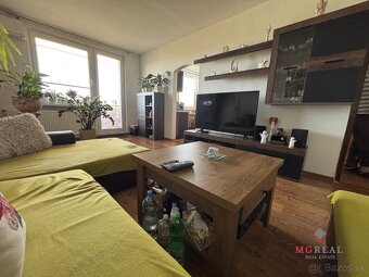 4 izbový byt  s balkónom garážou a záhradkou Urmince/ VYPLAT - 3
