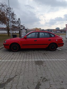 Predám Hyundai Elantra XD - 3