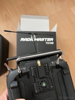 Radiomaster TX16S ovládač na dron - 3