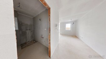 AZ | Tichá Novostavba – 1-izbový byt s loggiou, Chtelnica - 3