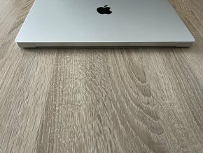  Ponúkam na predaj MacBook Pro M1 Pro 16 palcový 2021  - 3