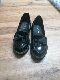 Dievčenské topánky č. 30 - 3