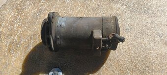 Predám dynamo 6v - 3