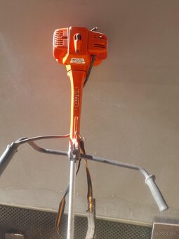 predám krovinorez oleo-mac - 3
