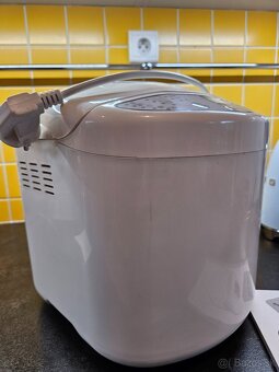 predám domácu pekáreň chleba Moulinex - 3