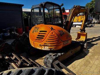 JCB 8056 - 3