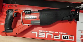 Milwaukee M18 FSX-0 chvostová píla - 3