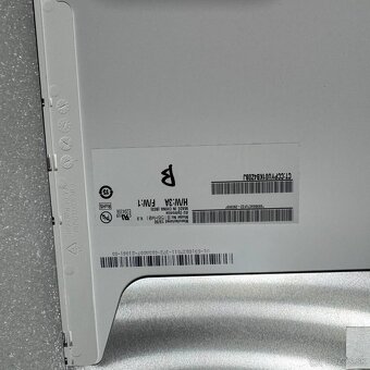 Predám obrazovku do notebooku 15,6" LED display 40pin - 3