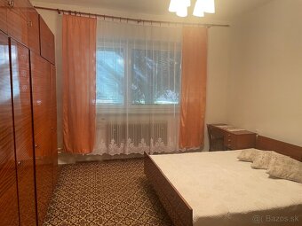 Priestranný podpivničený rodinný dom v Zlatých Moravciach – - 3