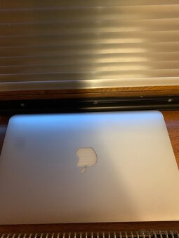 MacBook Air11 - 3