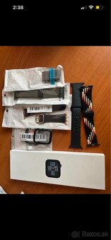 Apple Watch SE (Gen 2) 44mm - 3