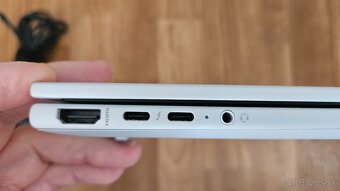 HP EliteBook X G1i 14 - 3