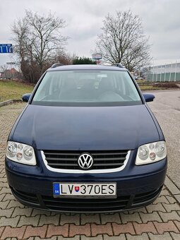 Volkswagen Touran 1.6 FSI - 3
