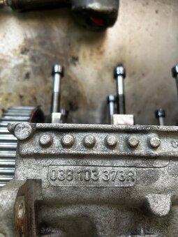 Predám hlavu 1.9 TDi - 3