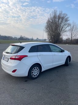 Hyundai i30 kombi - 3