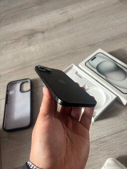 iPhone 15 Black 256GB Zaruka - 3