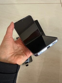 Samsung Galaxy Z Flip4 5G 8GB/128GB - 3