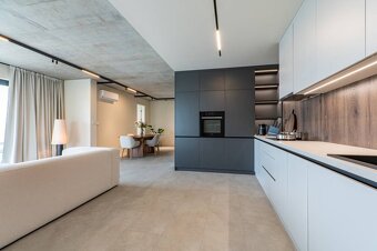 Luxusný 4 izb. byt na PRENÁJOM,Košice - Sever, ul. Ďumbiersk - 3