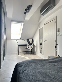 Prenájom 2-izbový byt staré Mesto 94m2 s parkovaním. - 3