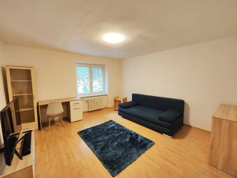 Na prenájom 1,5 izbový byt v Seredi - 3