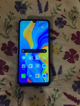 Predám Huawei p30 lite.128.gb pamäť a 4 GB RAM. - 3