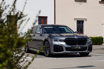 BMW 750d xDrive M-Sport - 3