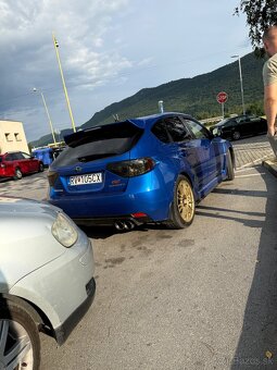 Subaru impreza Sti 2009 - 3