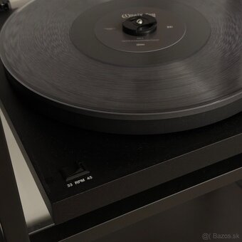 Crosley C62 – Black - 3