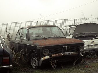 Kúpim diely na BMW E10 - 3