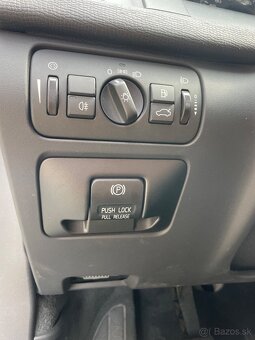 Predám Volvo xc60 rv 2011 - 3