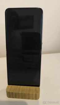 Samsung Z Flip 5 - 3