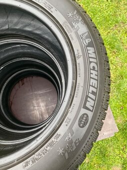 235/55 r17 zimné MICHELIN 103V - 3