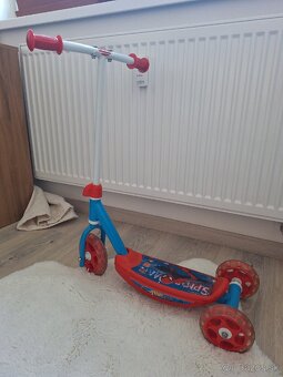 Kolobežka s tromi kolesami - 3