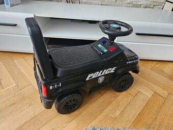 Detske odrazadlo policajne auto - 3