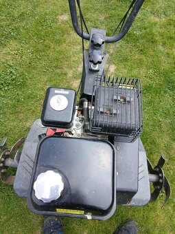 kultivátor Hecht 795 - 3