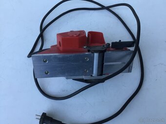 Elektricka hoblovka MAKITA - 3
