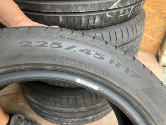 Pirelli 225/45 R17 letné - 3