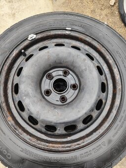 205/60R16 - 3